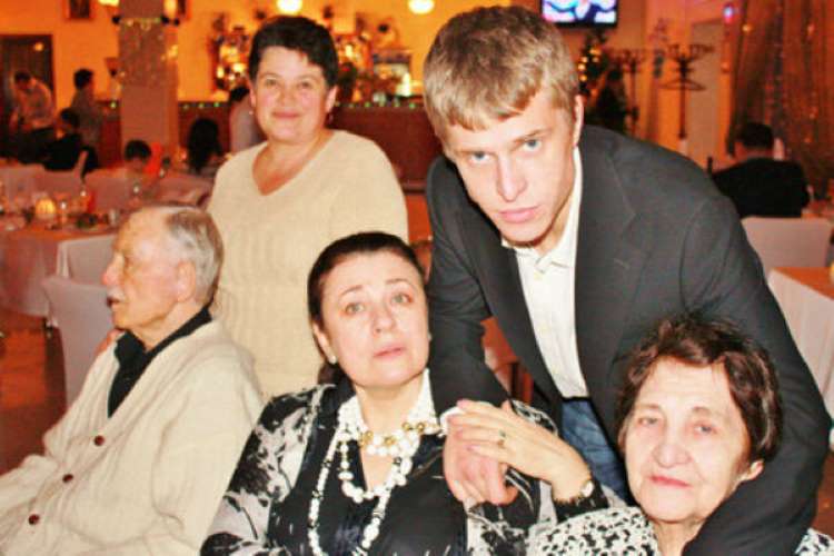 Судьба сына Валентины Толкуновой, который не хотел учиться, работать, её песни называл балаганом