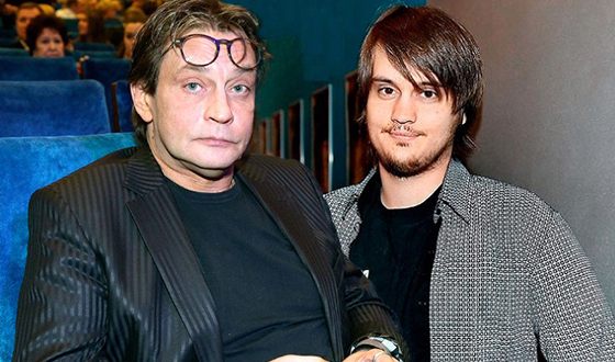 Утрата близкого человека и одиночество: как сейчас выглядит популярный актёр Александр Домогаров