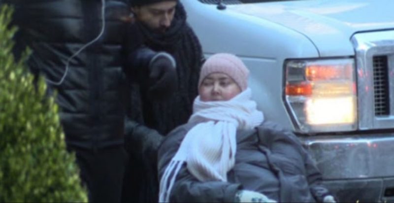 Слёзы невозможно сдержать. В Сети появилось видео Жанны Фриске во время лечения