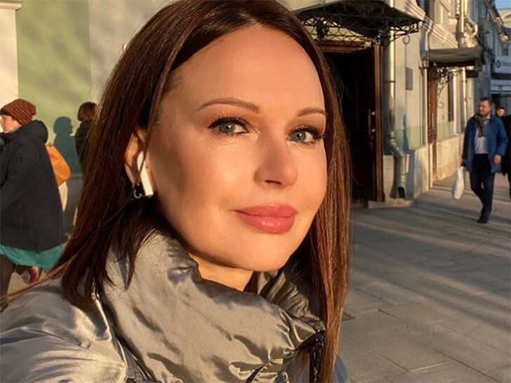 «Первая любовь, дискотеки, разбитое сердце»: Ирина Безрукова рассказала, что её связывает с Юрой Шатуновым