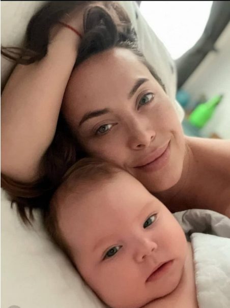 Перекормили ребёнка. В Сети прошлись по фото племянницы Фриске
