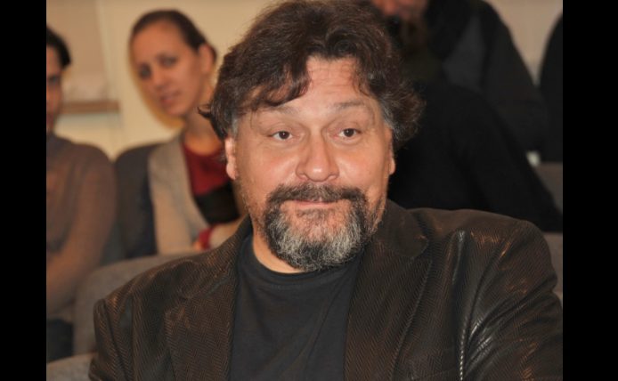 Живет у друзей, подготавливает 7 концертов: как поживает Назаров в Израиле