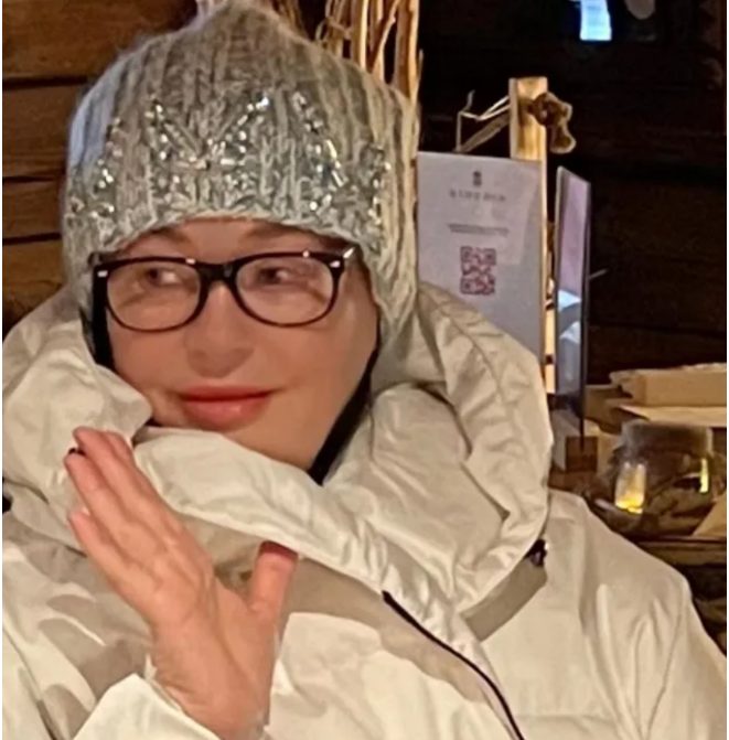 "Как только подкачала губы, стала второй Пугачевой": Гузеева вернулась из Израиля