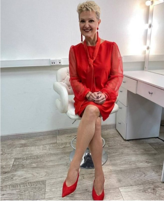 "Полненькой была лучше": похудевшая Маргарита Суханкина надела красное платье