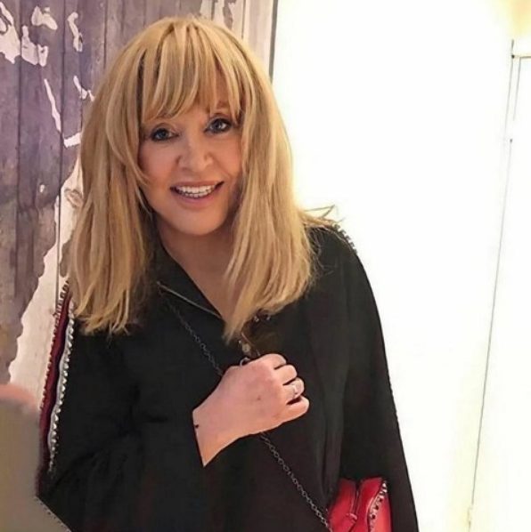 Стильная Алла Пугачева в Израиле посетила премьеру киноленты: вскочила от удивления
