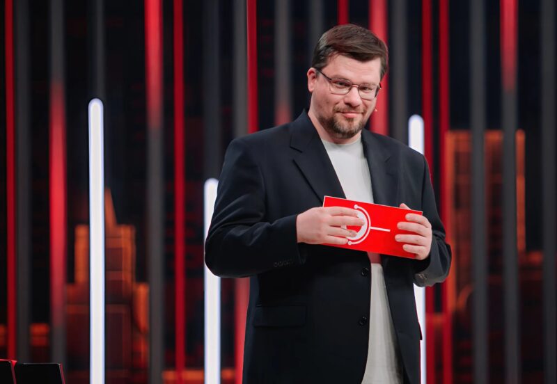 Этот милый, пухлощекий мальчик сейчас один из самых востребованных звезд шоу-бизнеса: вот кто он