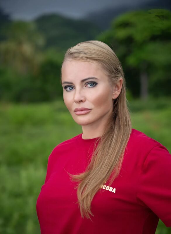 Разрешила 17-летней дочери сделать пластическую операцию: поклонники осуждают Дану Борисову за несерьезное отношение к воспитанию дочери
